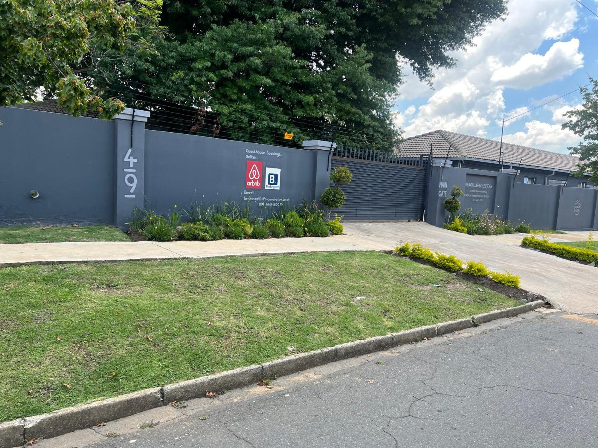 Hotel Ubuntu Lifestyle Estate Krugersdorp Exterior foto